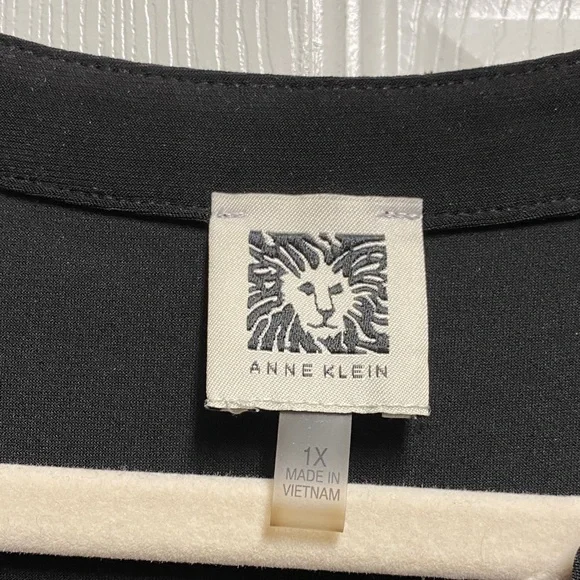 Anne Klein Plus Black Blouse with Gold Button Detail - Picture 2 of 5